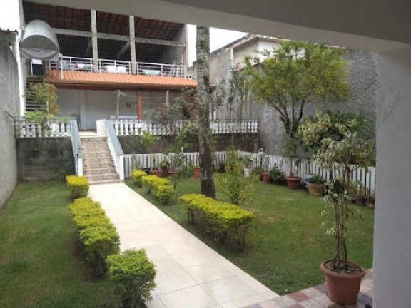 Sobrado com 4 Quartos à Venda, 400 m² em Jordanópolis - Arujá