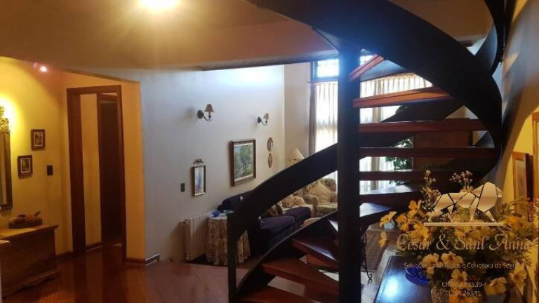 Imagem Apartamento com 3 Quartos à Venda, 162 m² em Capivari - Campos Do Jordão