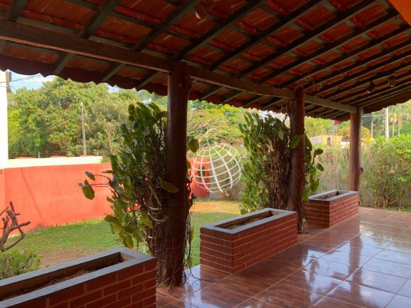 Imagem Casa com 2 Quartos à Venda, 198 m² em Usina - Atibaia
