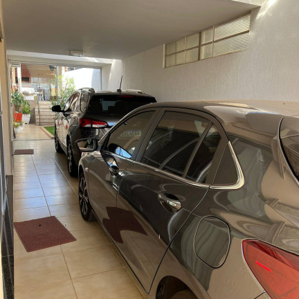 Imagem Casa com 3 Quartos à Venda, 360 m² em Centro - Bauru