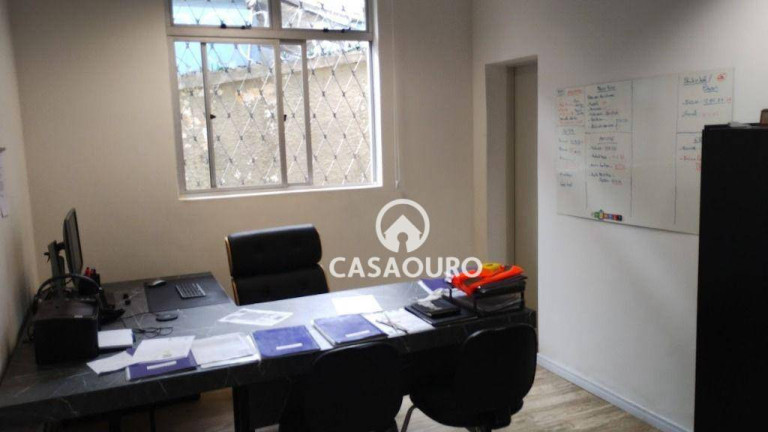 Imagem Casa com 6 Quartos à Venda, 250 m² em São Lucas - Belo Horizonte Imagem Casa com 6 Quartos à Venda, 250 m² em São Lucas - Belo Horizonte