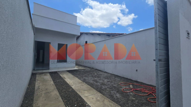 Casa com 2 Quartos à Venda,  em Conceição - Feira De Santana
