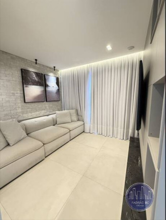 Imagem Apartamento com 3 Quartos para Alugar, 122 m² em Centro - Balneário Camboriú Imagem Apartamento com 3 Quartos para Alugar, 122 m² em Centro - Balneário Camboriú