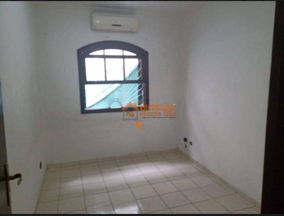 Imagem Sobrado com 4 Quartos à Venda, 210 m² em Jardim Bom Clima - Guarulhos Imagem Sobrado com 4 Quartos à Venda, 210 m² em Jardim Bom Clima - Guarulhos