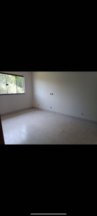 Imagem Casa com 3 Quartos à Venda, 200 m² em Goiânia Imagem Casa com 3 Quartos à Venda, 200 m² em Goiânia
