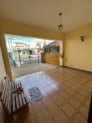 Imagem Casa com 3 Quartos à Venda, 184 m² em Centro - Taubaté Imagem Casa com 3 Quartos à Venda, 184 m² em Centro - Taubaté