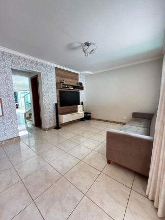 Imagem Casa com 3 Quartos à Venda, 190 m² em Morada De Laranjeiras - Serra Imagem Casa com 3 Quartos à Venda, 190 m² em Morada De Laranjeiras - Serra