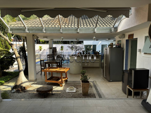 Imagem Casa com 7 Quartos à Venda, 850 m² em Barra Da Tijuca - Rio De Janeiro Imagem Casa com 7 Quartos à Venda, 850 m² em Barra Da Tijuca - Rio De Janeiro