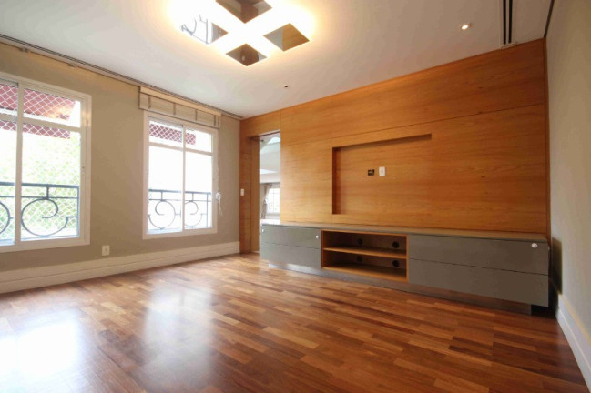 Imagem Imóvel com 3 Quartos à Venda, 347 m² em Higienópolis - São Paulo Imagem Imóvel com 3 Quartos à Venda, 347 m² em Higienópolis - São Paulo