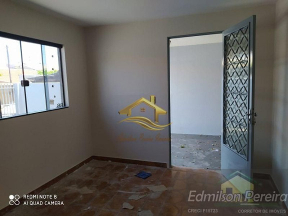 Imagem Casa com 3 Quartos à Venda, 100 m² em Conjunto Habitacional Alexandre Urbanas - Londrina Imagem Casa com 3 Quartos à Venda, 100 m² em Conjunto Habitacional Alexandre Urbanas - Londrina