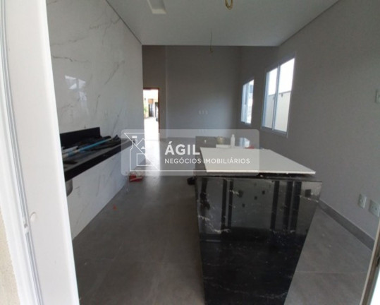 Imagem Casa com 3 Quartos à Venda, 260 m² em Loteamento Floresta - São José Dos Campos