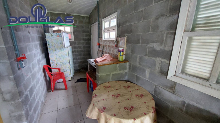Imagem Casa com 1 Quarto à Venda, 300 m² em Viamão Imagem Casa com 1 Quarto à Venda, 300 m² em Viamão
