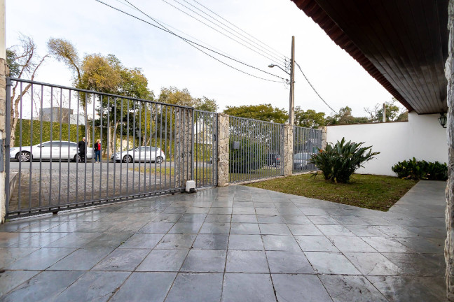 Imagem Casa com 5 Quartos à Venda, 298 m² em Santa Cândida - Curitiba Imagem Casa com 5 Quartos à Venda, 298 m² em Santa Cândida - Curitiba