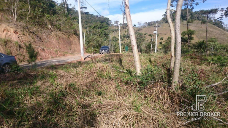 Terreno à Venda, 483 m² em Vargem Grande - Teresópolis