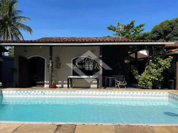 Casa com 3 Quartos à Venda, 450 m² em Itaipu - Niterói