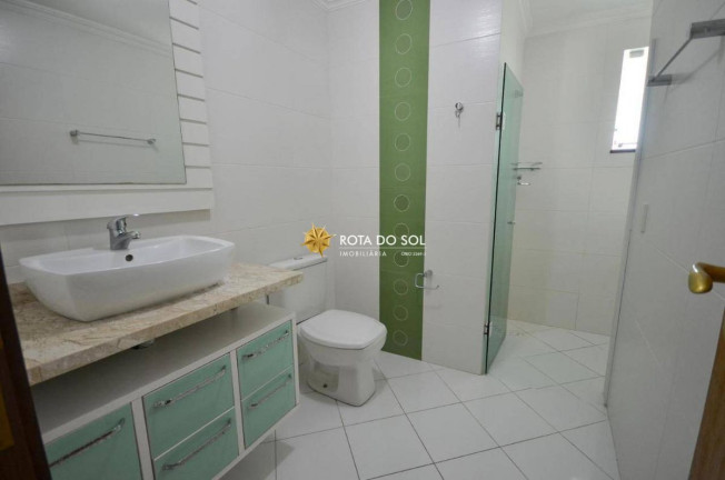 Imagem Apartamento com 3 Quartos à Venda, 130 m² em Centro - Bombinhas
