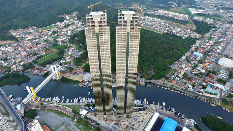 Imagem Apartamento com 4 Quartos à Venda, 265 m² em Centro - Balneário Camboriú