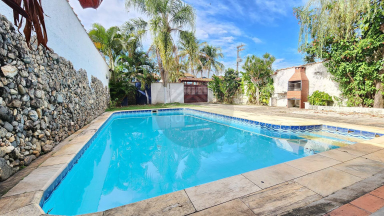Imagem Casa com 3 Quartos à Venda, 120 m² em Itanhaém Imagem Casa com 3 Quartos à Venda, 120 m² em Itanhaém