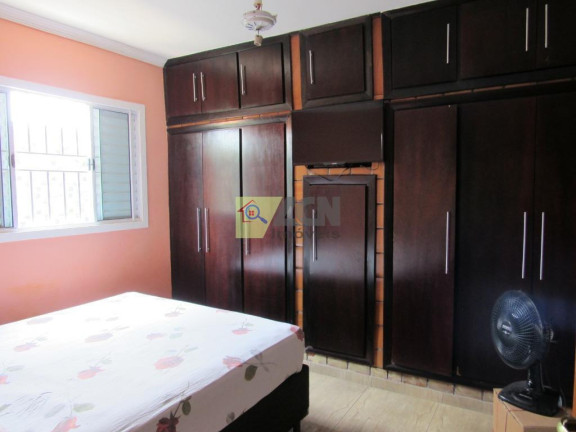 Imagem Casa com 2 Quartos à Venda, 200 m² em Parque Floresta - Campinas Imagem Casa com 2 Quartos à Venda, 200 m² em Parque Floresta - Campinas
