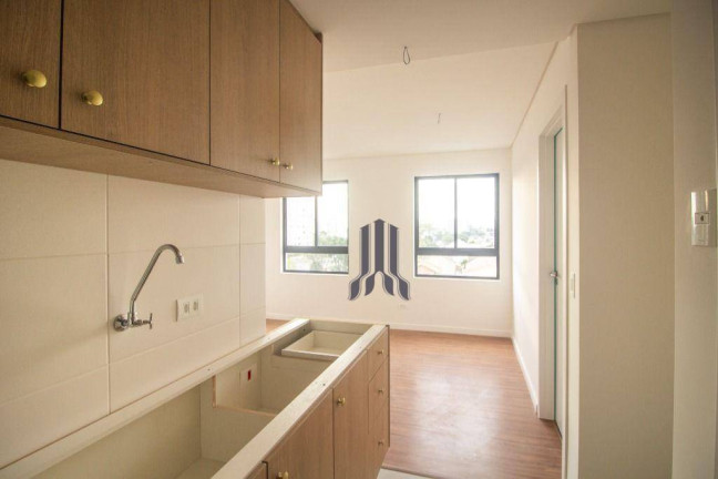 Imagem Apartamento com 1 Quarto para Alugar, 31 m² em Novo Mundo - Curitiba