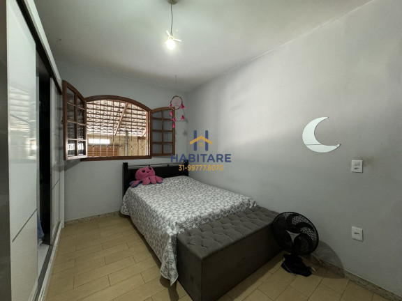 Imagem Casa com 4 Quartos à Venda, 158 m² em Jardim Ibirité - Ibirité
