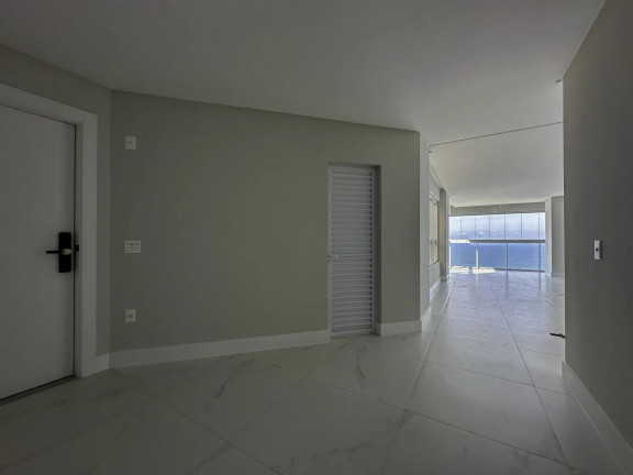 Imagem Cobertura com 3 Quartos à Venda, 157 m² em Meia Praia - Itapema