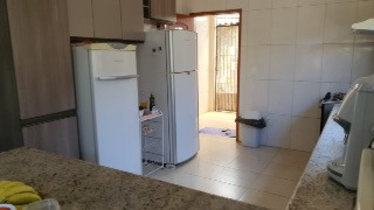 Imagem Casa com 2 Quartos à Venda, 112 m² em Parque Das Bandeiras - São Vicente