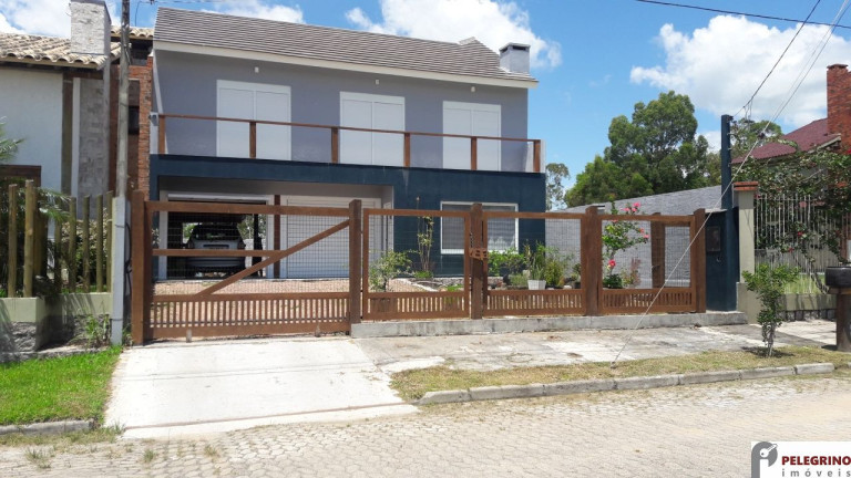 Casa com 4 Quartos à Venda, 294 m² em Pontal - Tapes