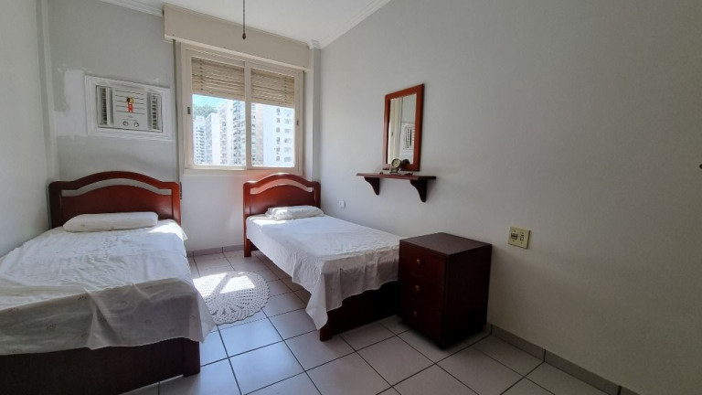 Imagem Apartamento com 3 Quartos à Venda, 120 m² em Pitangueiras - Guarujá