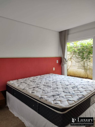 Imagem Casa de Condomínio com 6 Quartos à Venda,  em Baleia - São Sebastião