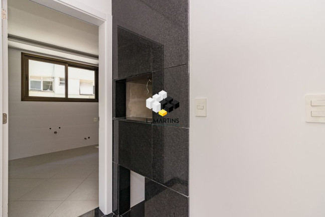 Imagem Apartamento com 3 Quartos à Venda, 169 m² em Petrópolis - Porto Alegre Imagem Apartamento com 3 Quartos à Venda, 169 m² em Petrópolis - Porto Alegre