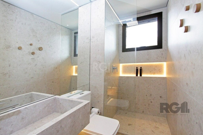 Imagem Apartamento com 3 Quartos à Venda, 151 m² em Menino Deus - Porto Alegre Imagem Apartamento com 3 Quartos à Venda, 151 m² em Menino Deus - Porto Alegre