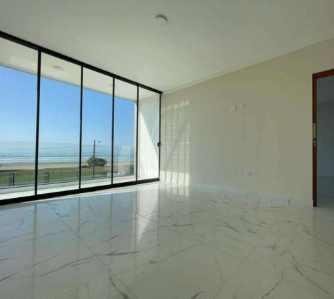Imagem Casa com 4 Quartos à Venda, 650 m² em Jardim Guacyra - Itanhaém Imagem Casa com 4 Quartos à Venda, 650 m² em Jardim Guacyra - Itanhaém