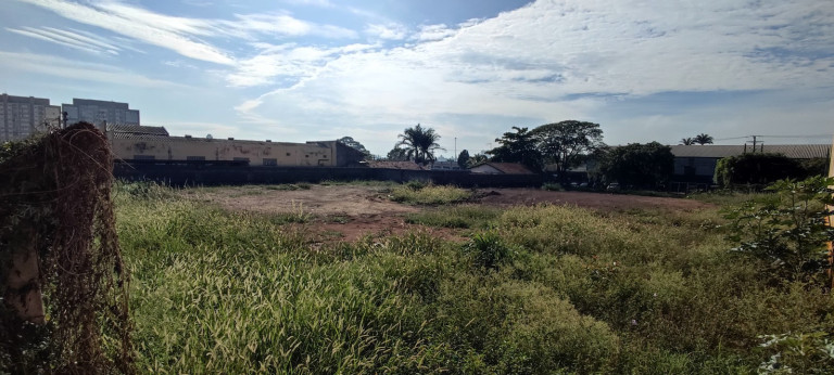 Imagem Terreno à Venda, 900 m² em Jardim Esmeralda - Limeira Imagem Terreno à Venda, 900 m² em Jardim Esmeralda - Limeira