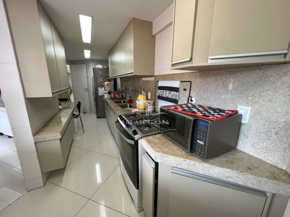 Imagem Apartamento com 4 Quartos à Venda, 164 m² em Ponta Verde - Maceió