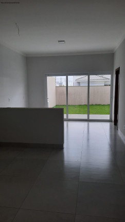 Imagem Imóvel com 4 Quartos à Venda,  em Sinop - Sinop