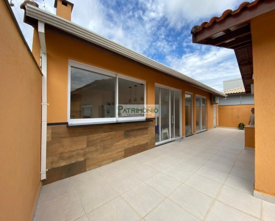 Imagem Casa com 2 Quartos à Venda, 137 m² em Balneário Flórida - Peruibe Imagem Casa com 2 Quartos à Venda, 137 m² em Balneário Flórida - Peruibe