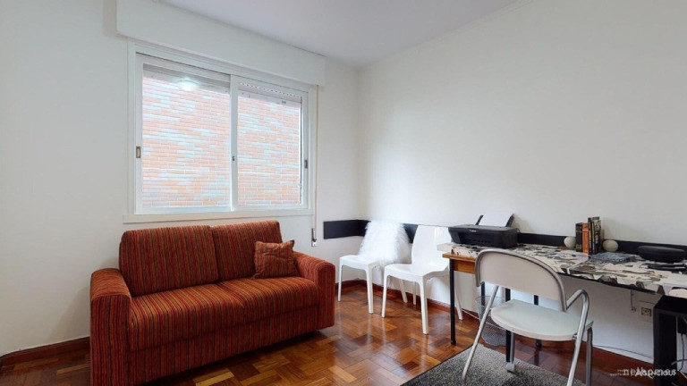 Imagem Apartamento com 3 Quartos à Venda, 122 m² em Auxiliadora - Porto Alegre Imagem Apartamento com 3 Quartos à Venda, 122 m² em Auxiliadora - Porto Alegre