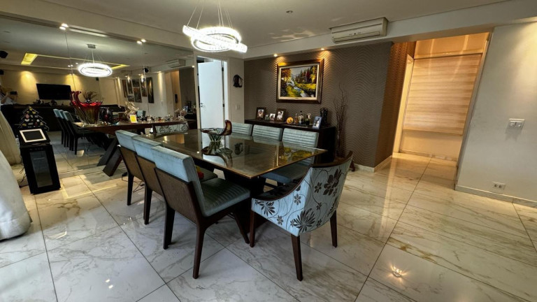Apartamento com 3 Quartos à Venda,  em Aclimação - São Paulo
