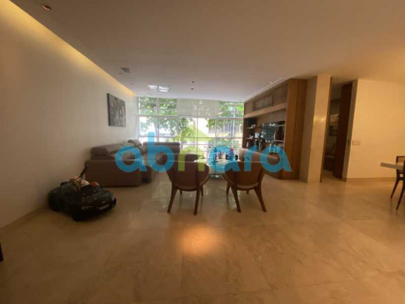 Apartamento com 3 Quartos à Venda, 184 m² em Copacabana - Rio De Janeiro