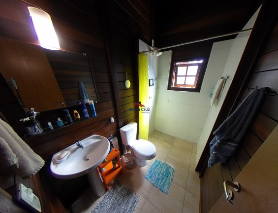 Imagem Casa com 2 Quartos à Venda, 358 m² em São João Do Rio Vermelho - Florianópolis Imagem Casa com 2 Quartos à Venda, 358 m² em São João Do Rio Vermelho - Florianópolis