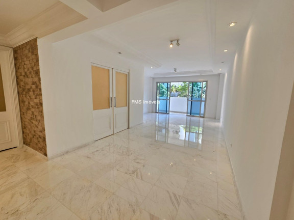 Imóvel com 3 Quartos para Alugar, 161 m² em Moema - São Paulo