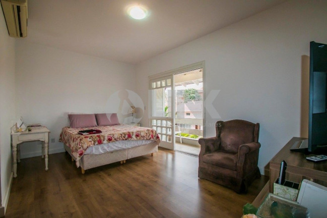 Imagem Casa com 4 Quartos à Venda, 455 m² em Chácara Das Pedras - Porto Alegre