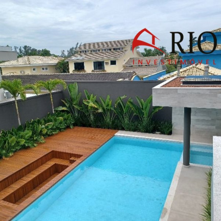 Imagem Casa com 5 Quartos à Venda, 1.490 m² em Barra Da Tijuca - Rio De Janeiro Imagem Casa com 5 Quartos à Venda, 1.490 m² em Barra Da Tijuca - Rio De Janeiro