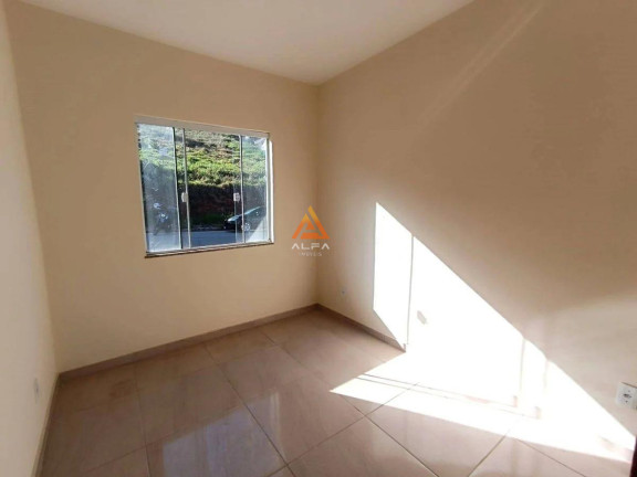 Imagem Casa com 2 Quartos à Venda, 93 m²