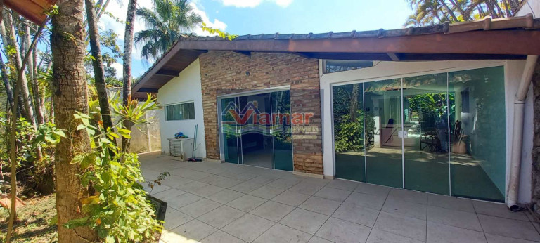 Imagem Casa com 4 Quartos à Venda, 213 m² em Jardim Virgínia - Guarujá Imagem Casa com 4 Quartos à Venda, 213 m² em Jardim Virgínia - Guarujá