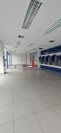 Sala Comercial para Alugar, 980 m² em água Fria - São Paulo
