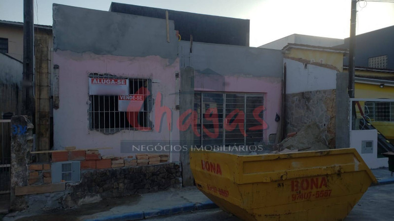 Imagem Casa com 3 Quartos à Venda, 100 m² em Centro - Caraguatatuba
