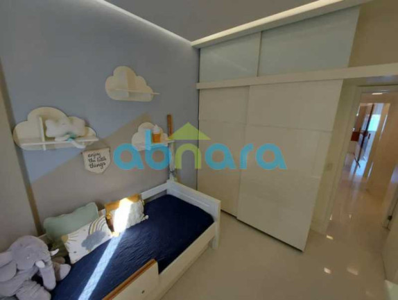 Imagem Apartamento com 3 Quartos à Venda, 112 m² em Lagoa - Rio De Janeiro Imagem Apartamento com 3 Quartos à Venda, 112 m² em Lagoa - Rio De Janeiro