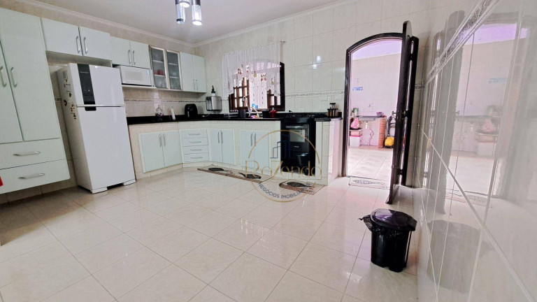 Imagem Sobrado com 3 Quartos à Venda, 245 m² em Jardim Ipanema - Santo André